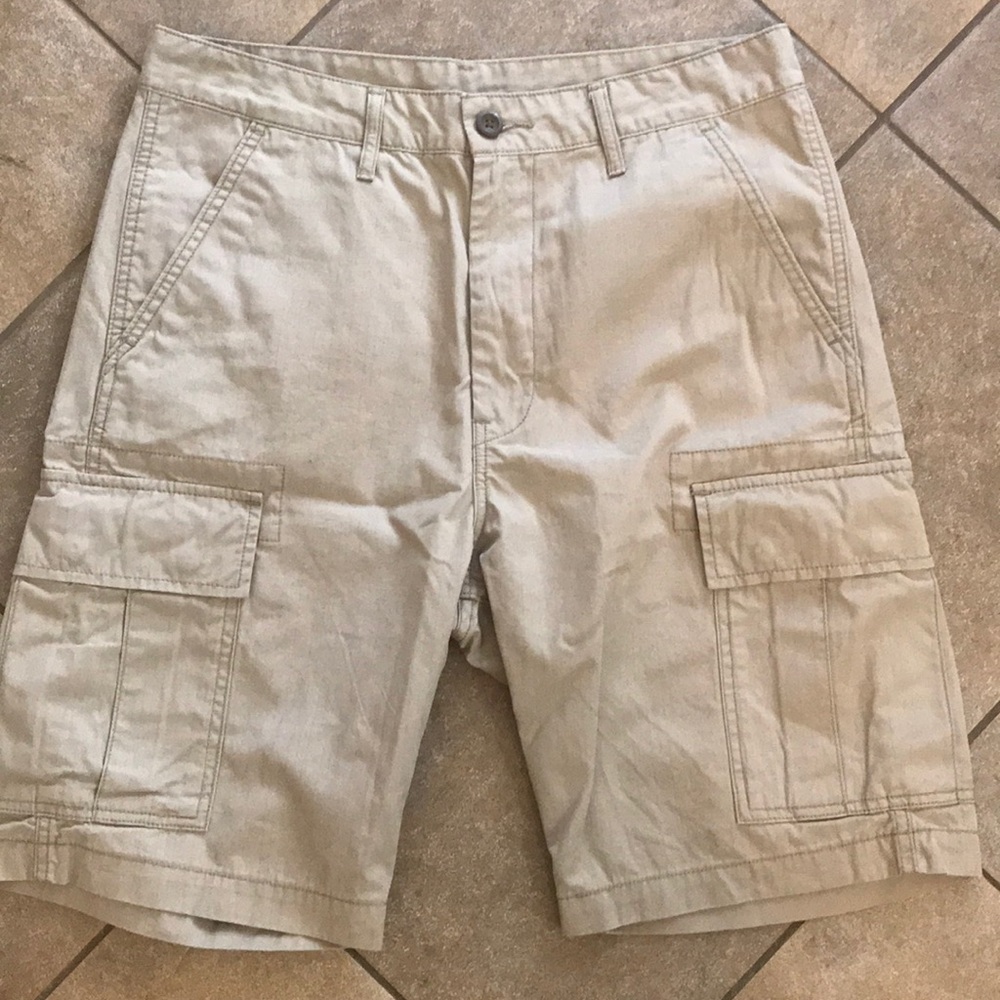 Levi’s Cargo Shorts Waist 30